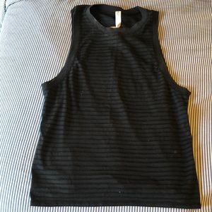 LuLu black muscle tank-size 6